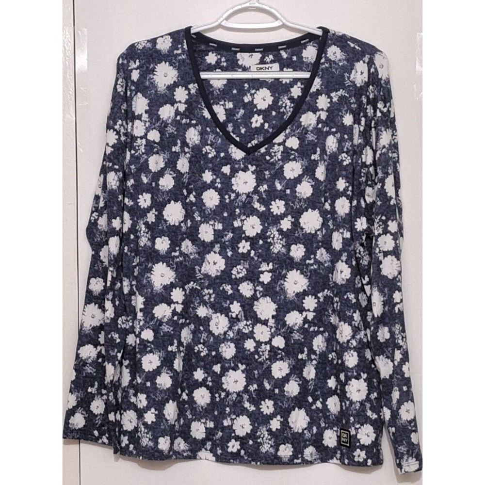 DKNY Women's 2-Piece Lightweight Soft Sleep Jogger Lounge Set